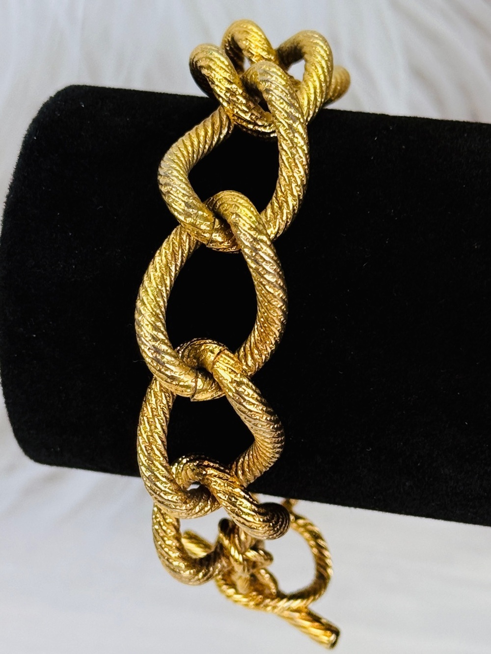 Vintage Chunky Twisted Link Toggle Closure Goldtone Weighted Bracelet